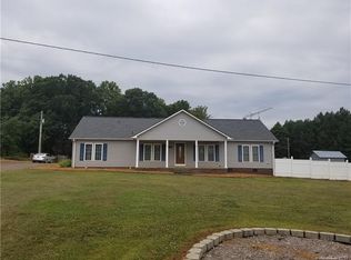 2332 Old Landfill Rd, Taylorsville, NC 28681