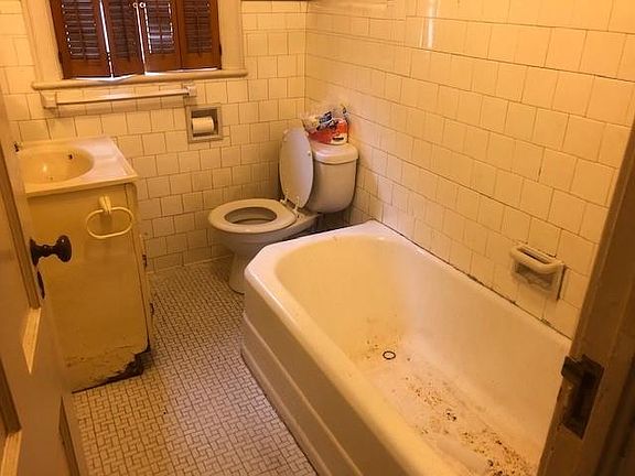 5th image of 1107 Palmetto Ave