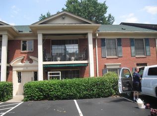 1 Dupont Way APT 7, Saint Matthews, KY 40207