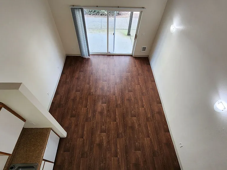 Emerald Pointe — Photo 42
