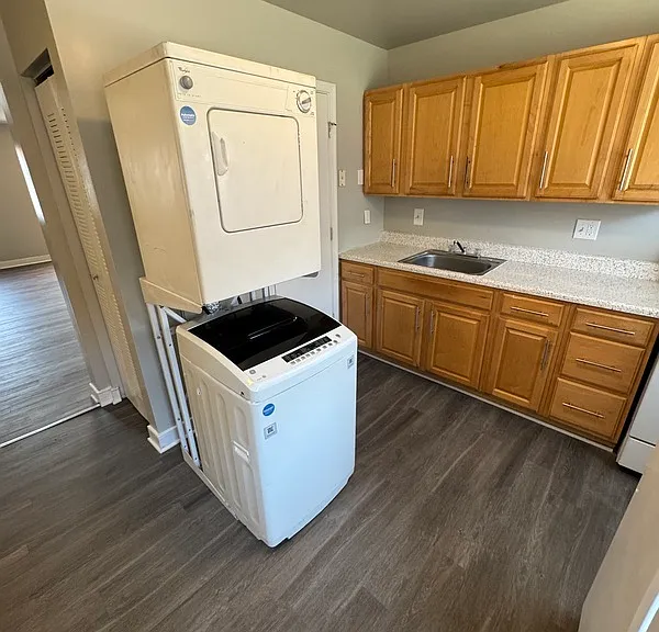 5215 Goolsby Ct — Photo 4