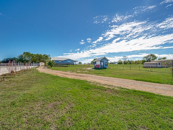 3rd image of 1201 Massey Rd