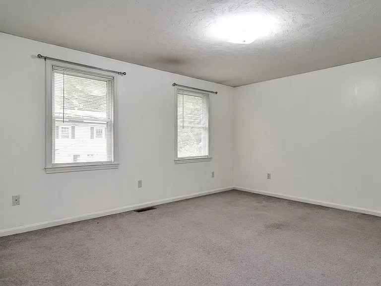 30 Morse St #30 — Photo 10