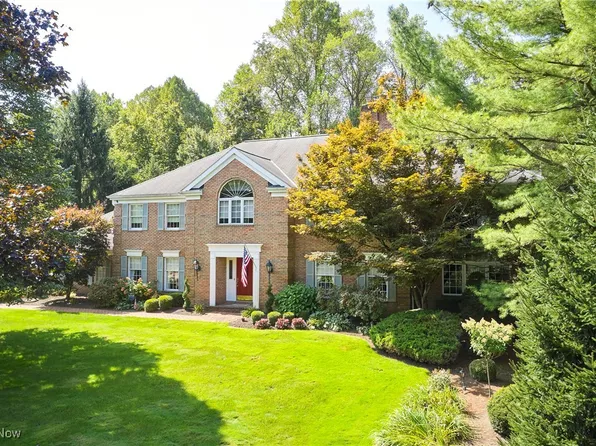 1064 Rambling Way, Akron, OH 44333