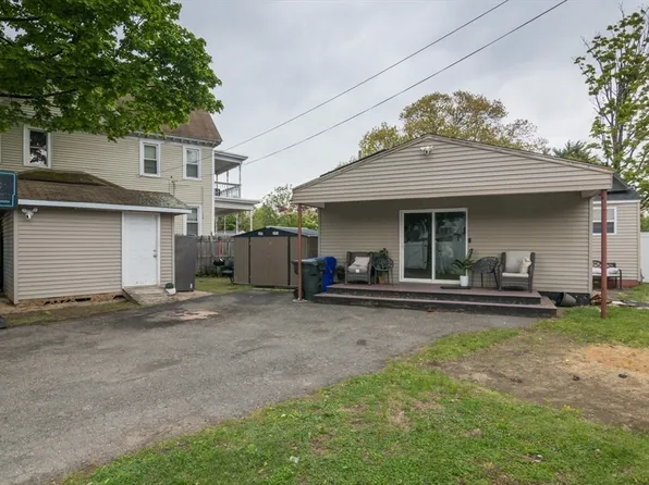 501 Berkshire Ave, Springfield, MA 01109