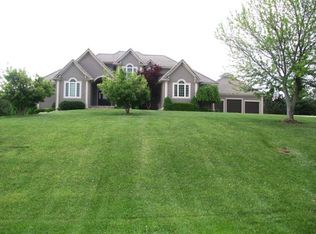 18075 Windsor Dr, Stilwell, KS 66085