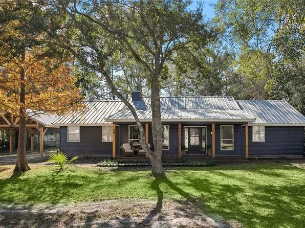 39 Hester St, Madisonville, LA 70447