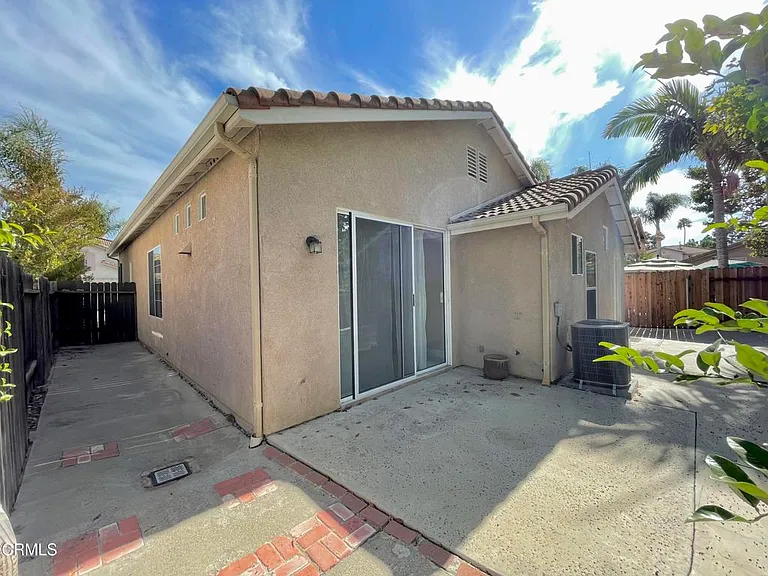 425 Calle Mirasol — Photo 15