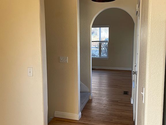 2nd image of 1507 Spruce Ave