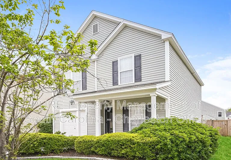 191 Emerald Isle Dr — Photo 1