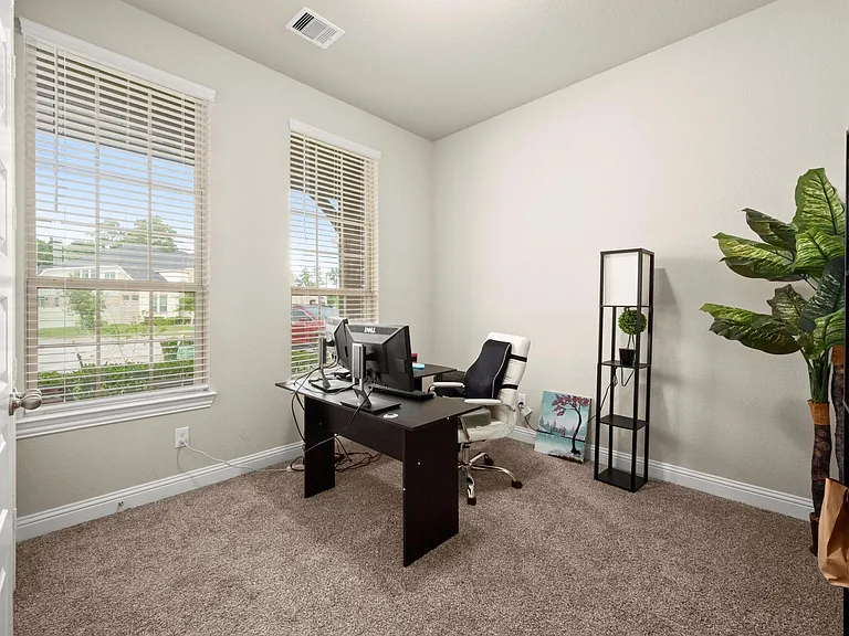 10054 Black Maple Dr — Photo 15