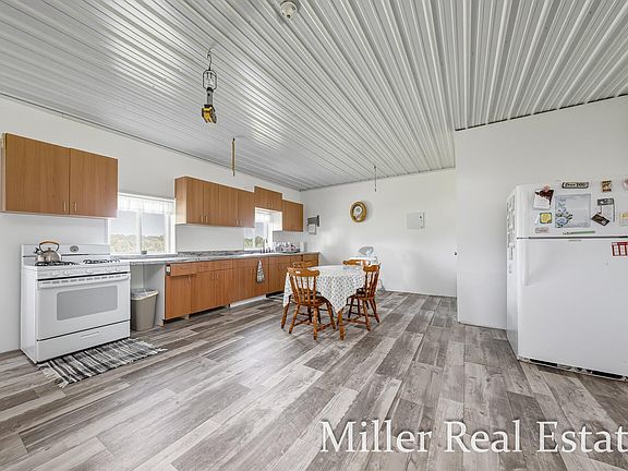 3rd image of 9607 Barryville Rd