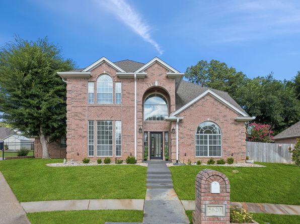Home for Sale in Arlington TX