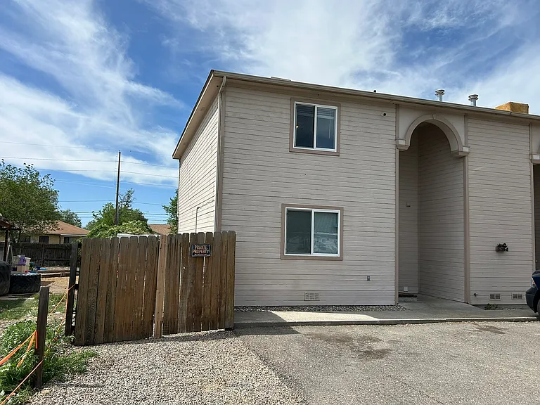 2867 Pinyon Ave — Photo 10