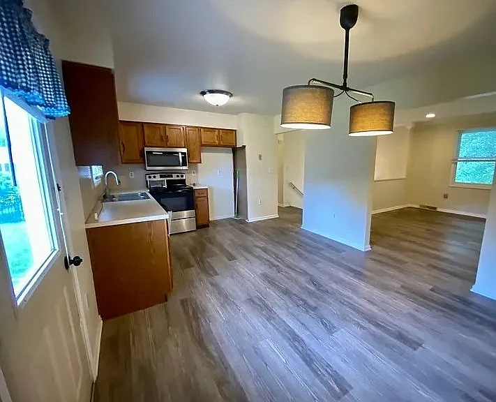 4158 Jasmine Pl — Photo 8