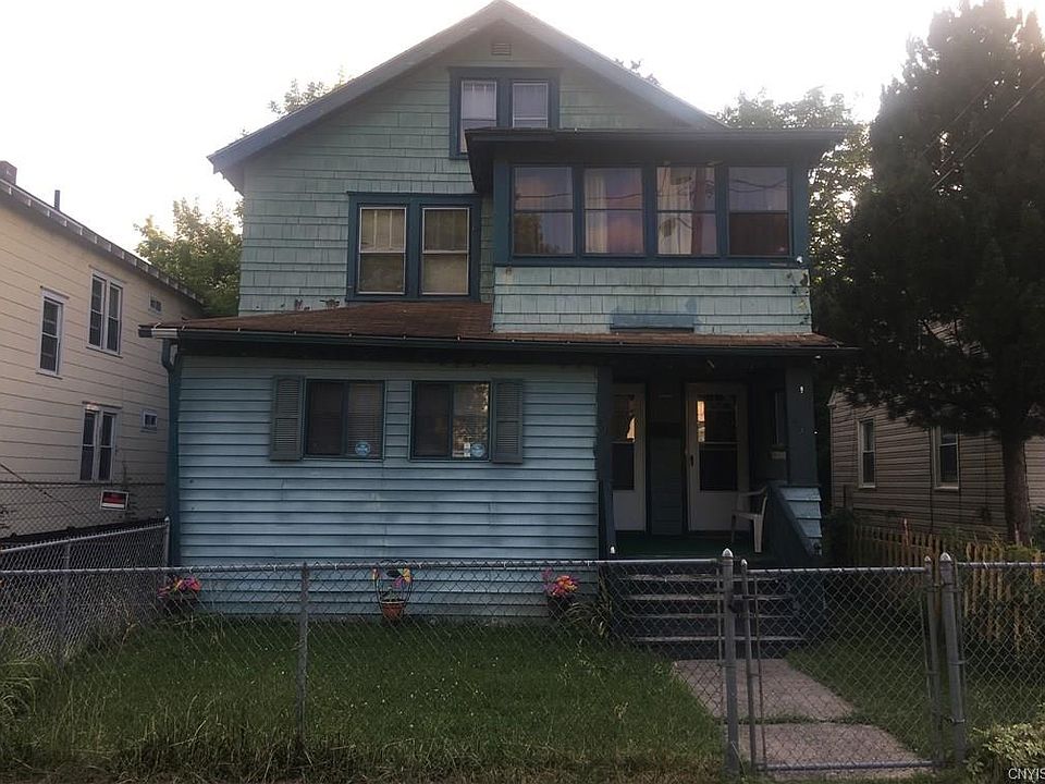 1st image of 214 Hope Ave #16