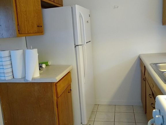 3rd image of 617 Westmoreland Dr APT B
