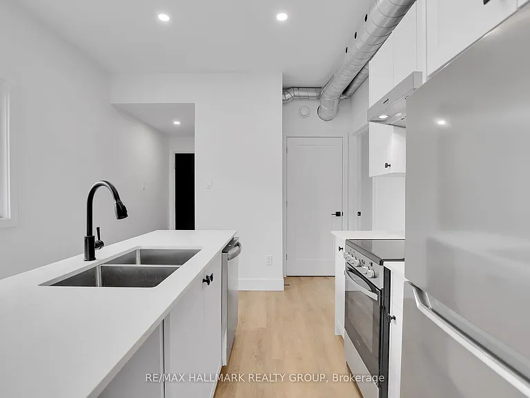 109 Russell Ave #4 — Photo 9