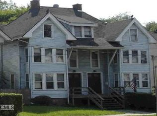 98 W Wooster St, Danbury, CT 06810