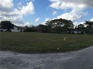 2221 SE 10th St, Cape Coral, FL 33990