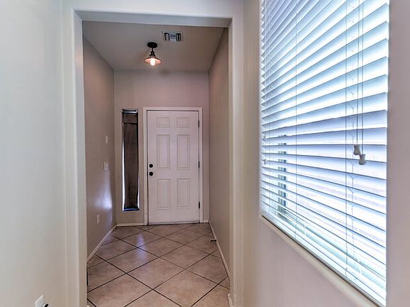 2nd image of 670 W Calle Ocarina