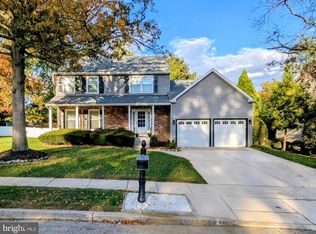 607 Woodthrush Ct, Mount Laurel, NJ 08054