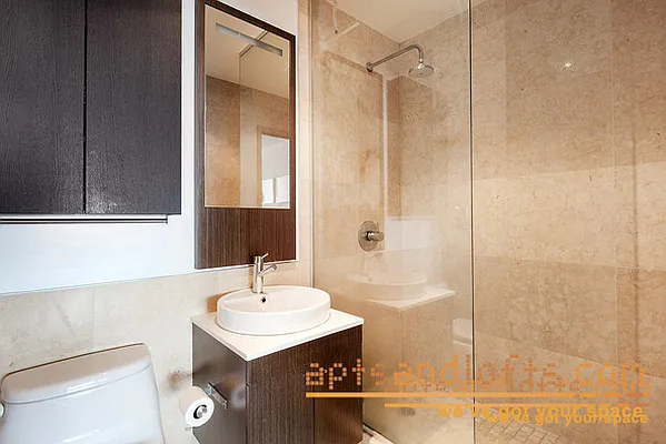 Rented by aptsandlofts.com | media 29