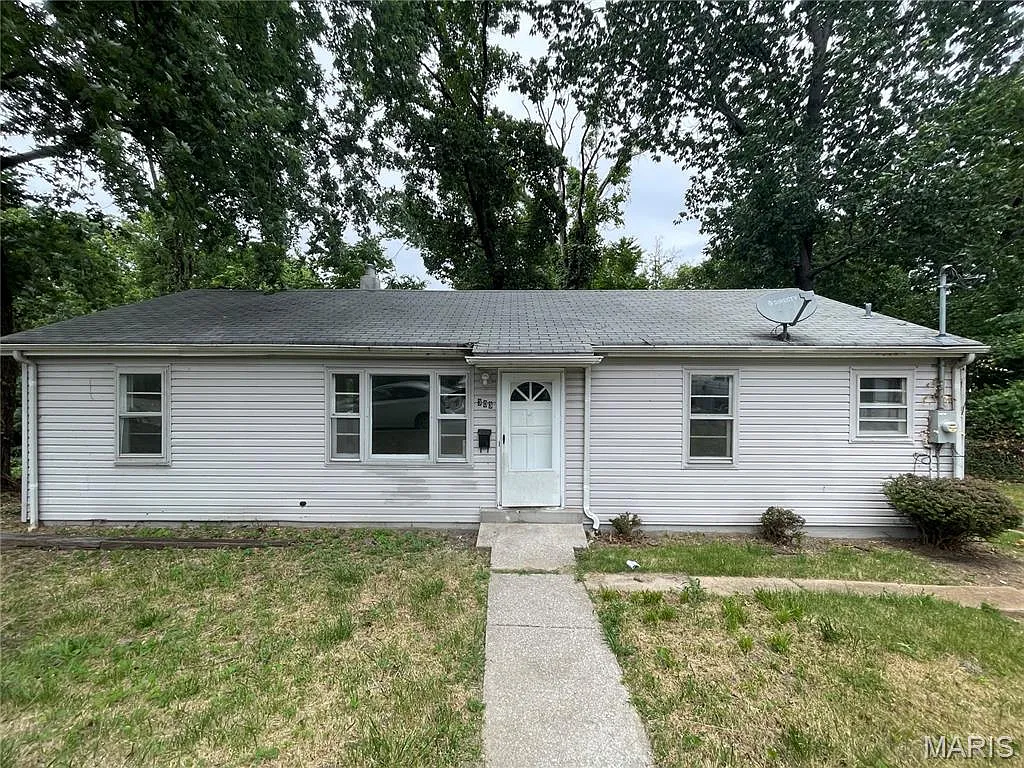 303 Midridge Dr photo 1