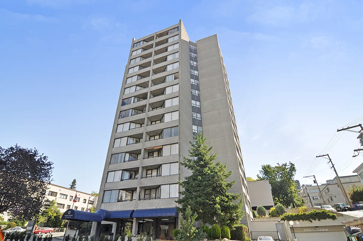 Nicola Place — Photo 1