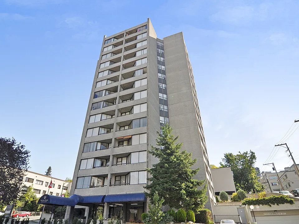 1228 Nicola St #608