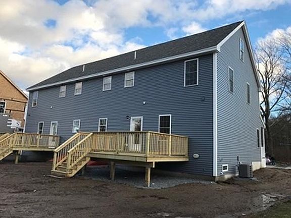 2nd image of 21 Ethel Ave #21