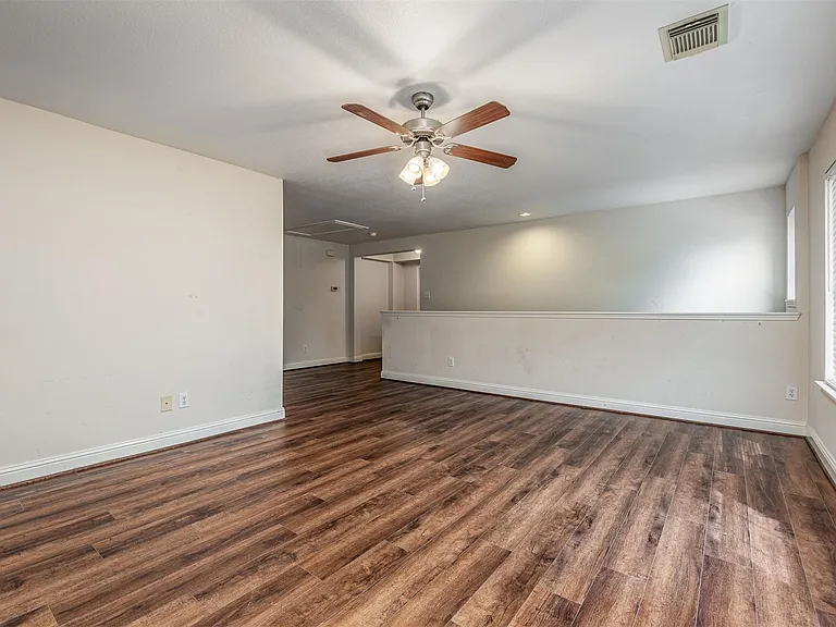 7911 Forest Stone St — Photo 21