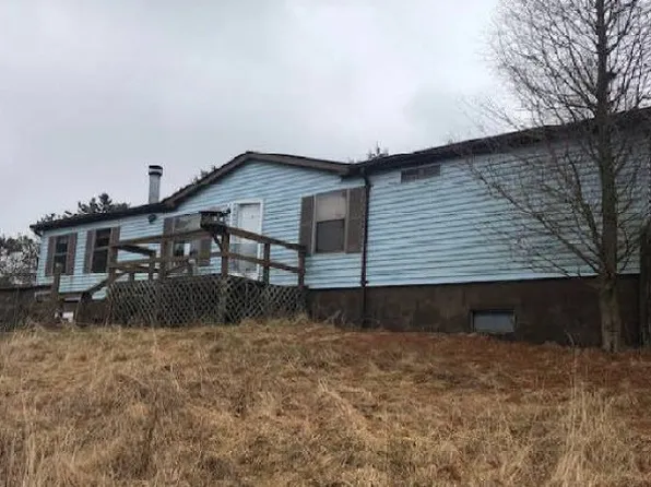 106 Butternut St, Kunkletown, PA 18058