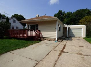 234 1st St SW, Blooming Prairie, MN 55917