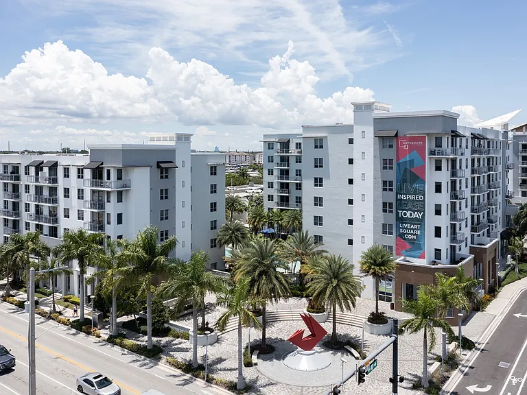 ArtSquare at Hallandale — Photo 52