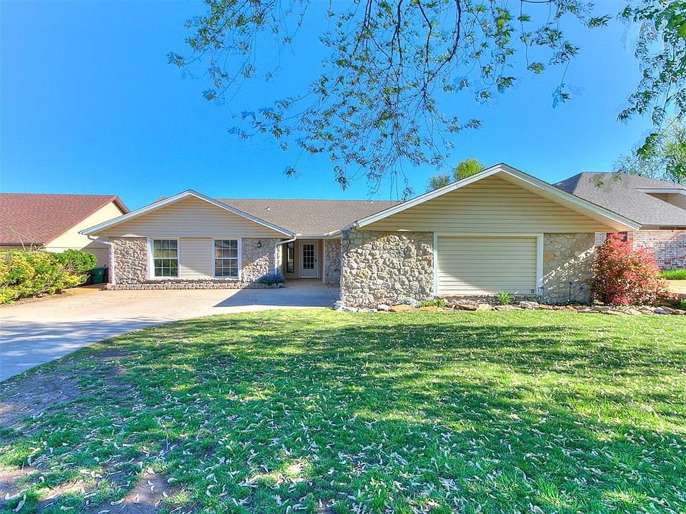 1st image of 11221 Folkstone Dr