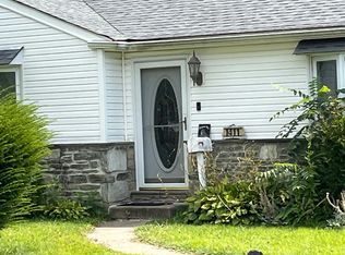 1411 Lake Rd, Feasterville Trevose, PA 19053