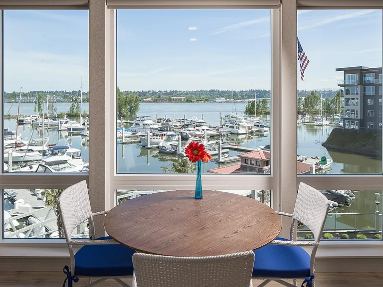 Yacht Harbor Club — Photo 23