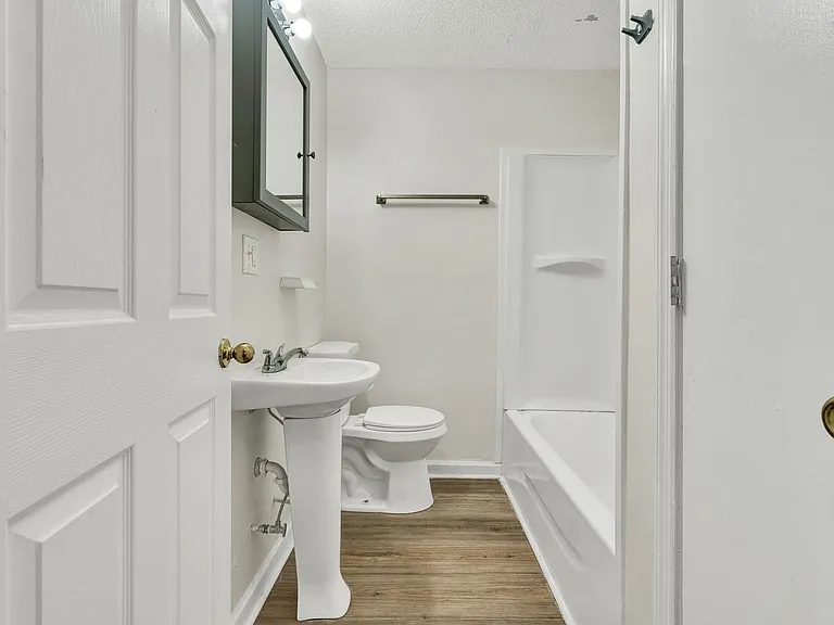 185 Orchard Ave — Photo 7
