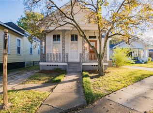 1759 Old Shell Rd, Mobile, AL 36604