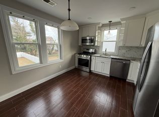 14-19 11th St FLOOR 2, Fair Lawn, NJ 07410
