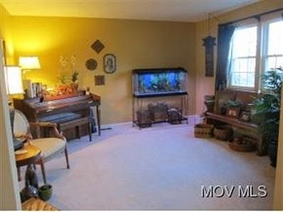 4th image of 130 Cross Creek Ln