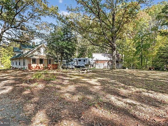 5th image of 7532 Bumpy Oak Rd