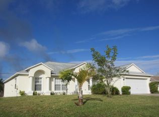 599 SW Columbus Dr, Port Saint Lucie, FL 34953