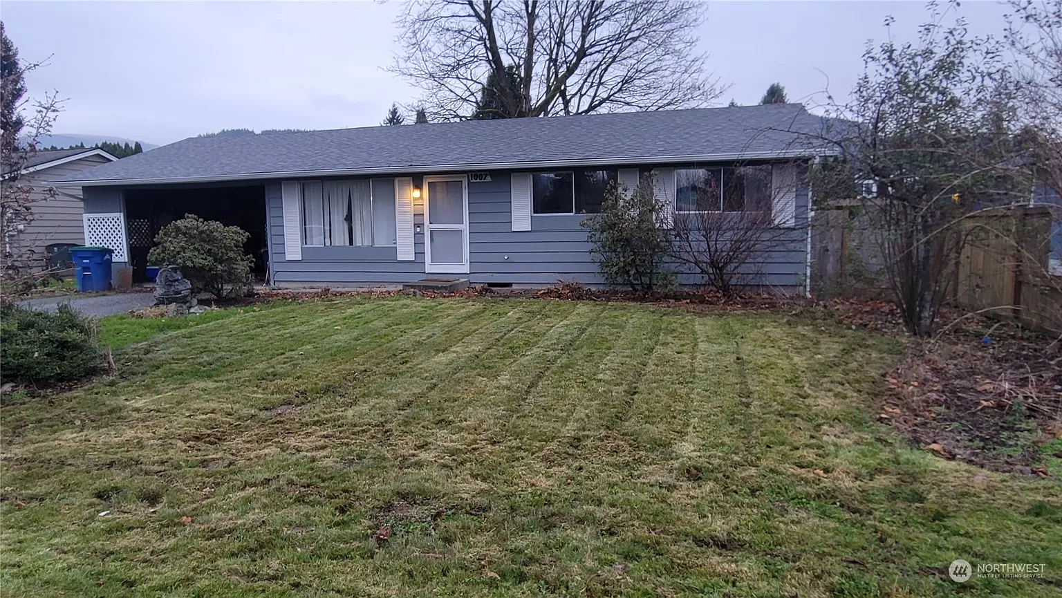 1007 Fidalgo Street photo 1