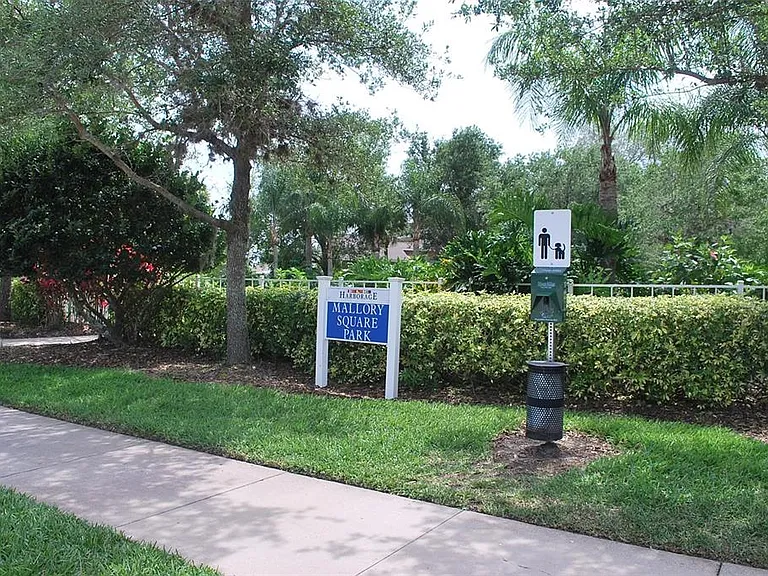 5635 Whitehead St — Photo 48