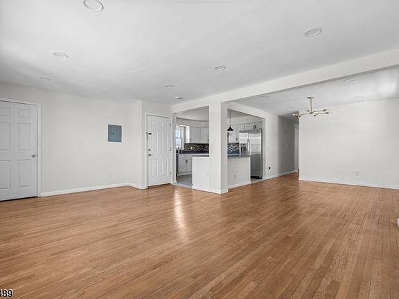 5th image of 1134 Rivington St