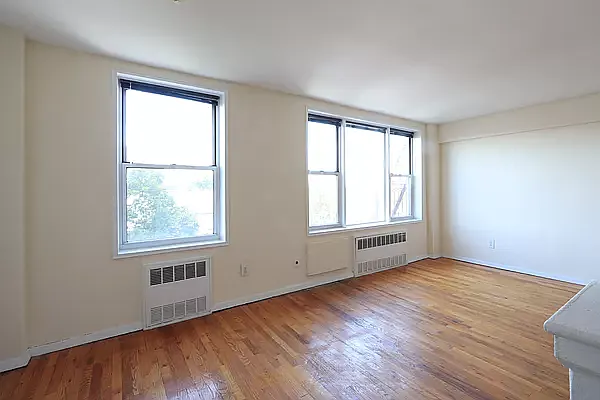 Rented by Zuz Realty | media 5