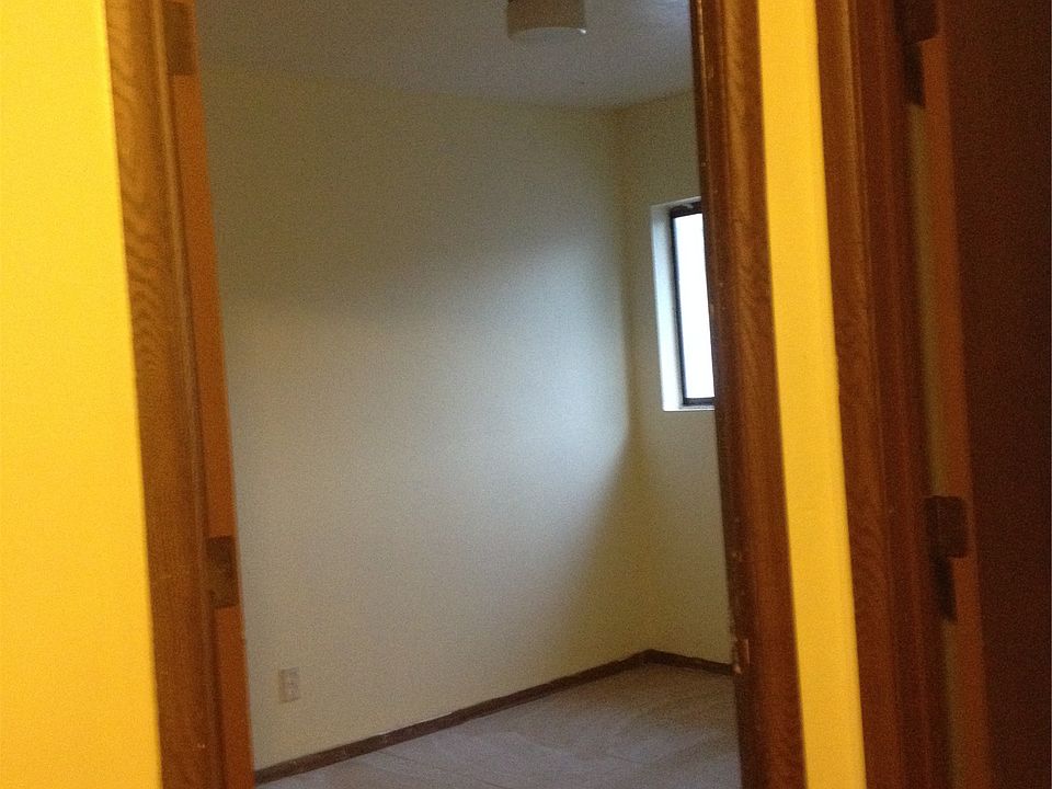 2nd image of 2504 Chelwood Park Blvd NE APT B