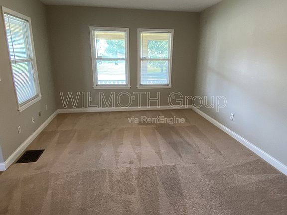 5th image of 2458 N College Ave